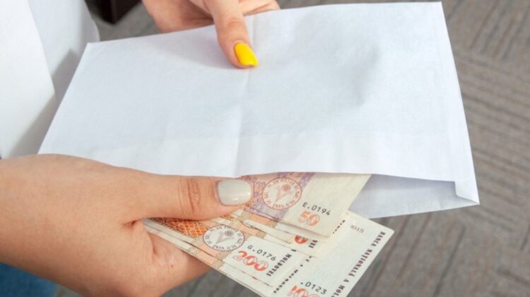 Peste 10 000 de persoane, depistate muncind la negru în Moldova de la începutul anului