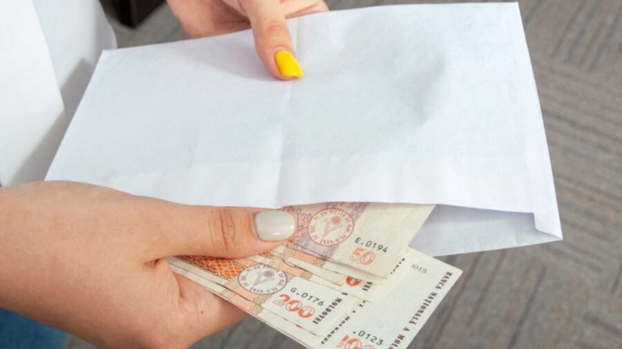 Peste 10 000 de persoane, depistate muncind la negru în Moldova de la începutul anului