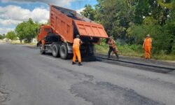 Gropile de pe drumul din raionul Cimișlia ajung să coste circa 20 de milioane de lei: 10 kilometri, luați la reparat