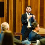 Dividende de cinci ori mai mari decât salariul! Ce declară noul ministru al Economiei