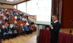 Trei studii pentru noul plan urbanistic al capitalei, prezentate de un urbanist la consultări