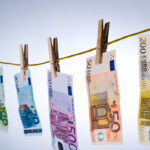 10 milioane de euro amendă pentru bănci în cazuri de spălare de bani. Criptoactivele și fotbalul intră sub control