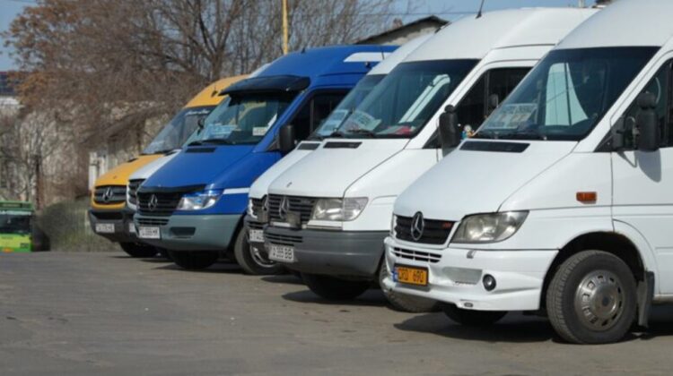 Pasagerii plătesc mai mult de azi: ANTA a majorat tariful pentru transportul interraional