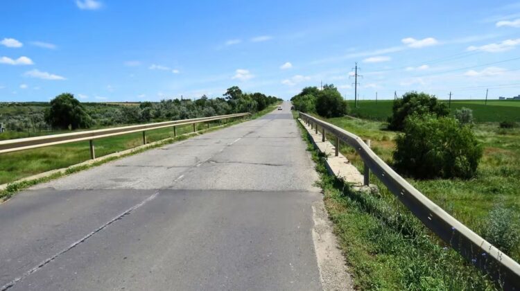 Două poduri din nordul Moldovei, verificate de specialiști. Ar putea fi reconstruite