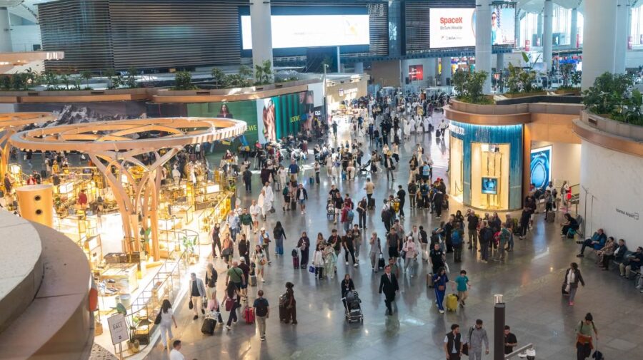 Prețuri de infarct pe Aeroportul din Istanbul! Un meniu fast-food costă cât un bilet de avion