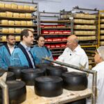 Criza din paharul cu lapte! Moldova rămâne dependentă de importuri, în ciuda producției în creștere