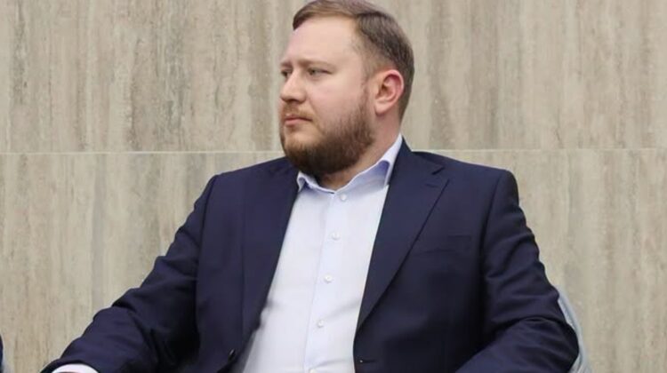 Șeful Energocom, cu salariu de milioane și tichete de masă, intră în vizorul ANRE pentru plasamentele în VMS