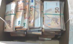 Contrabandă cu iz de Hollywood! Milioane de lei ascunse în absorbante și într-un Land Rover