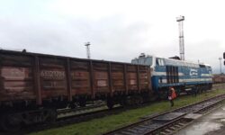 Pe șine vine și fierul vechi. Moldova a primit 26 de vagoane din România