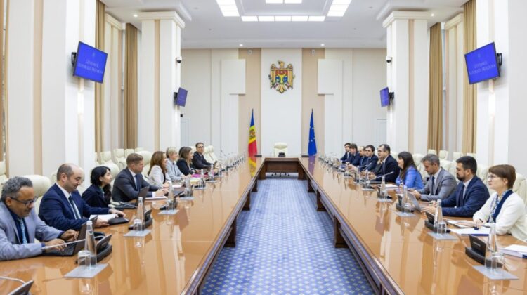 Guvernul schimbă rețeta economică în fața FMI! Mai puține cheltuieli nesustenabile, investiții și privatizări