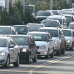 Nu achiți parcarea, riști blocarea roții și evacuarea mașinii. Proiect de lege, aprobat de Guvern