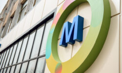 Înghesuială la Moldtelecom: 13 candidați se bat pentru fotoliul de director