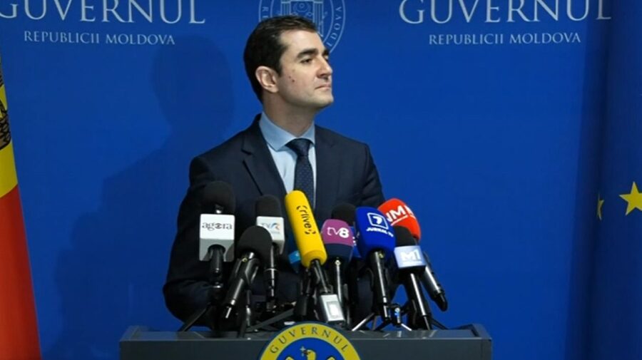Sărit în aer sau vândut mai ieftin? Ministrul Economiei, despre soarta Hotelului „Zarea”
