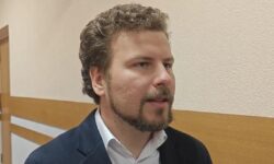 Dezastru la gramatică, sărbătoare la Minister! Perciun: Marea Dictare nu este un examen